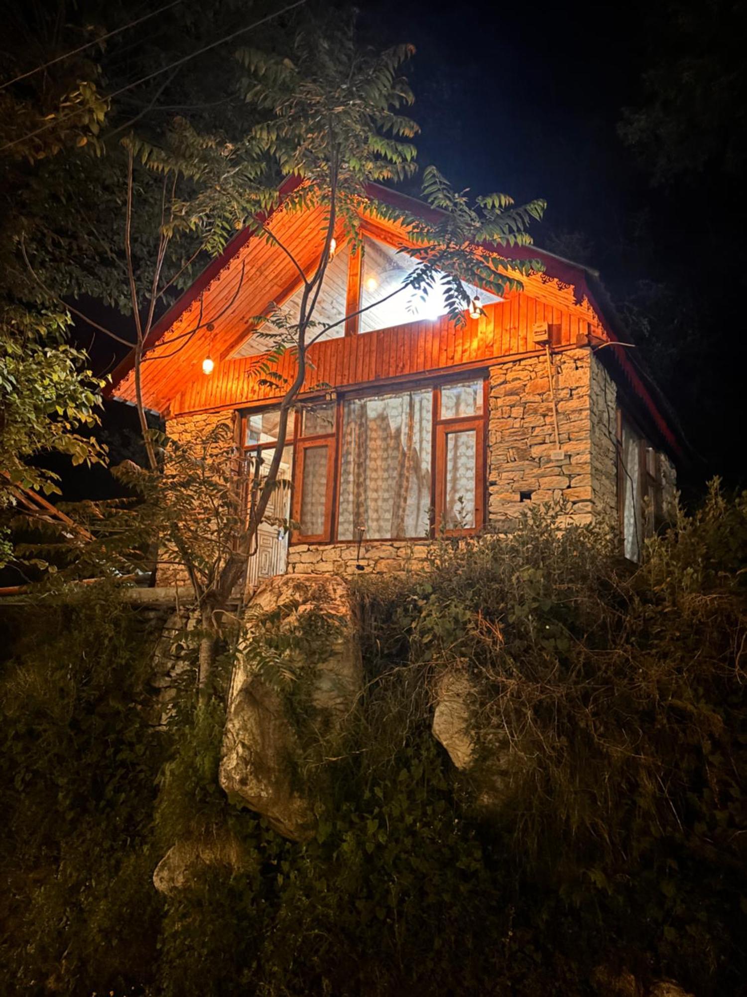 The Cozy Cabin, Jibhi Banjār 外观 照片